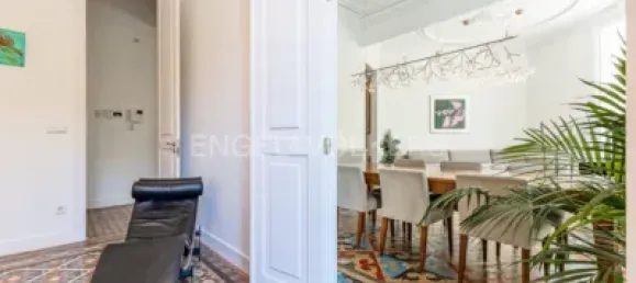 Apartamento de 5 dormitorios en Eixample, Spain No. 179143 10