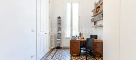 Apartamento de 5 dormitorios en Eixample, Spain No. 179143 11