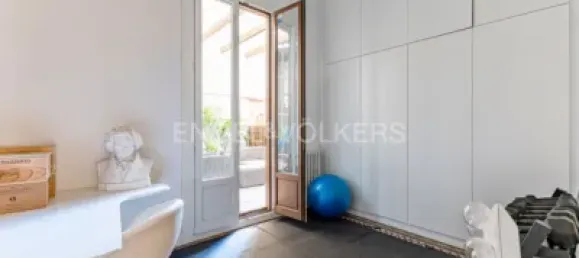 Apartamento de 5 dormitorios en Eixample, Spain No. 179143 43