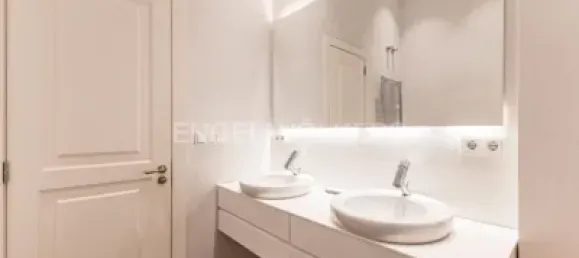 Apartamento de 5 dormitorios en Eixample, Spain No. 179143 41