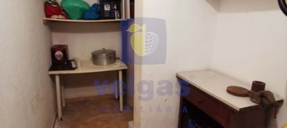 Apartamento T2 em Lisbon, Portugal N.º 237908 23