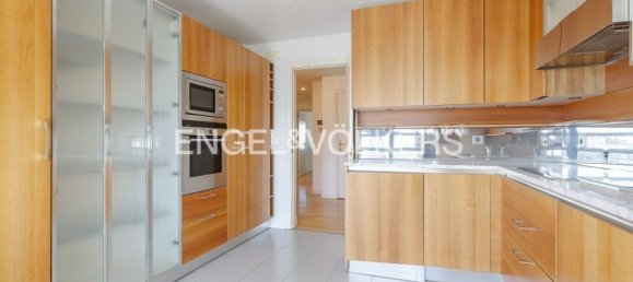 3 Schlafzimmer Wohnung in Lisbon, Portugal, Nr. 9767 10