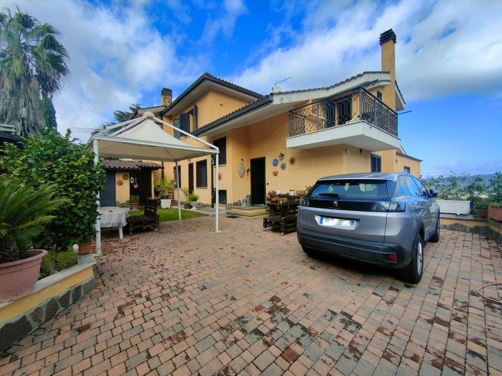 5 Schlafzimmer Villa in Marino, Italy, Nr. 289431