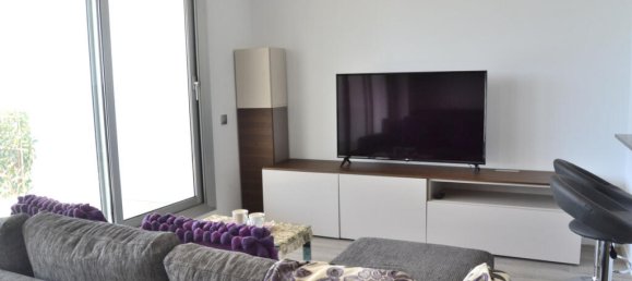 2 bedrooms Apartment in Estepona, Spain No. 185303 6