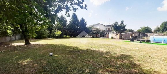 5 rooms Villa in Turate, Italy No. 258603 27