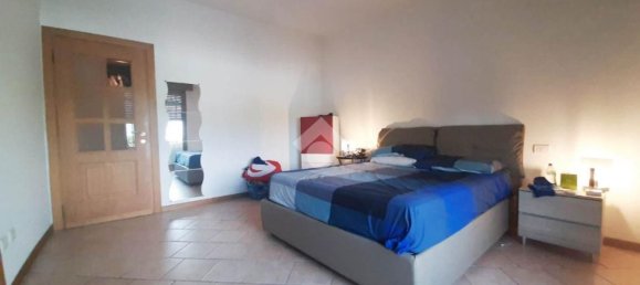 5 rooms Villa in Turate, Italy No. 258603 13