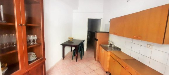 Квартира с 2 комнатами в Палермо, Италия № 15561 4