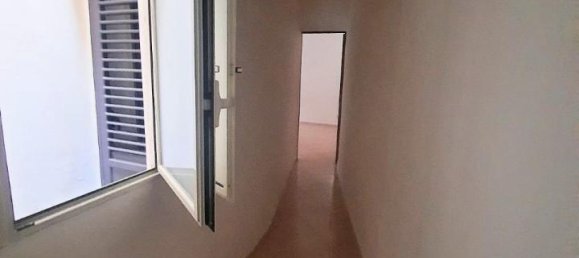 Квартира с 2 комнатами в Палермо, Италия № 15561 2