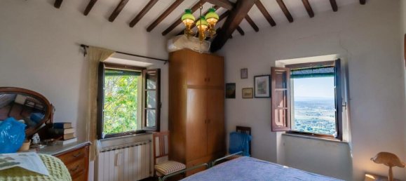 4 bedrooms House in Cortona, Italy No. 57841 47