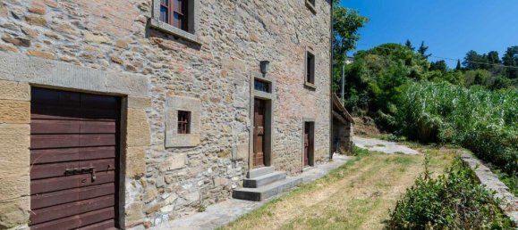 4 bedrooms House in Cortona, Italy No. 57841 13