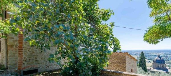 4 bedrooms House in Cortona, Italy No. 57841 20