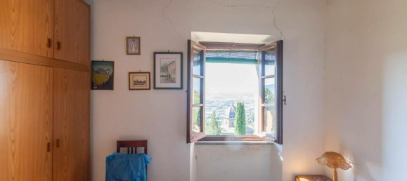 4 bedrooms House in Cortona, Italy No. 57841 48