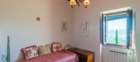 4 bedrooms House in Cortona, Italy No. 57841 45