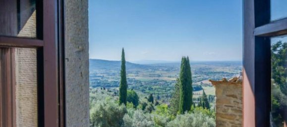 4 bedrooms House in Cortona, Italy No. 57841 30