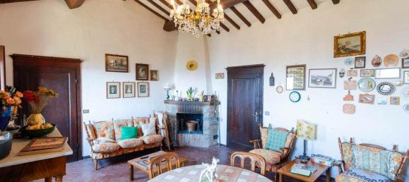 4 bedrooms House in Cortona, Italy No. 57841 40