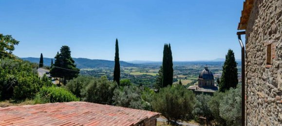 4 bedrooms House in Cortona, Italy No. 57841 12