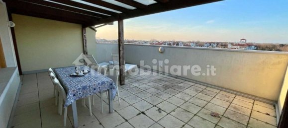 2 Schlafzimmer Penthouse in Caorle, Italy, Nr. 358568 16