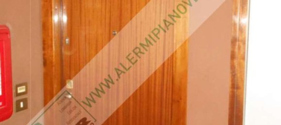 2 bedrooms Apartment in Milan, Italy No. 373142 5