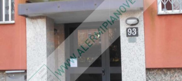 2 bedrooms Apartment in Milan, Italy No. 373142 2