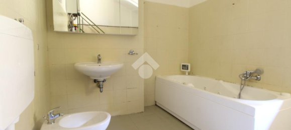 1 bedroom Apartment in Marzabotto, Italy No. 320829 12