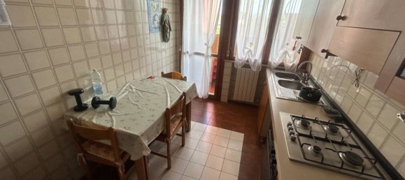 4 rooms Apartment in Parma, Italy No. 298928 26