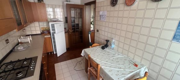 4 rooms Apartment in Parma, Italy No. 298928 28