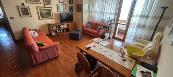 4 rooms Apartment in Parma, Italy No. 298928 14
