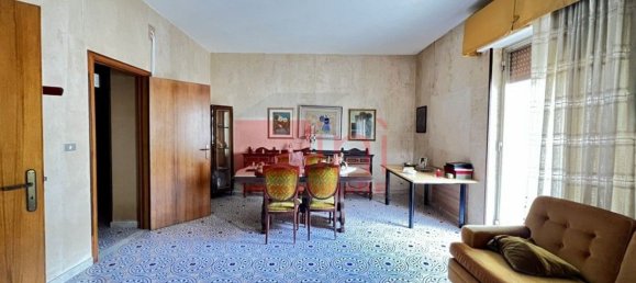 5-salle Appartement à Modica, Italy No. 205864 4