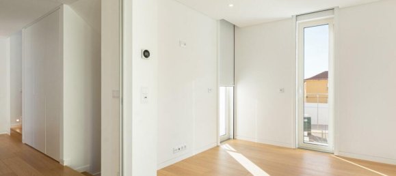 3 bedrooms Villa in Cascais, Portugal No. 123412 13