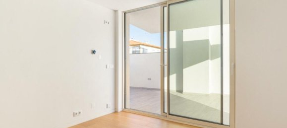 3 bedrooms Villa in Cascais, Portugal No. 123412 18