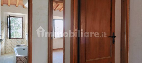 2 Schlafzimmer Haus in Torrita di Siena, Italy, Nr. 232162 11