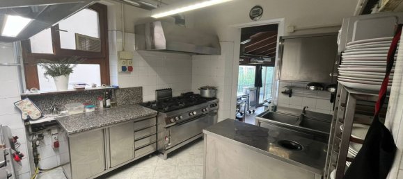 574m² Commercial property in Laveno-Mombello, Italy No. 67429 12