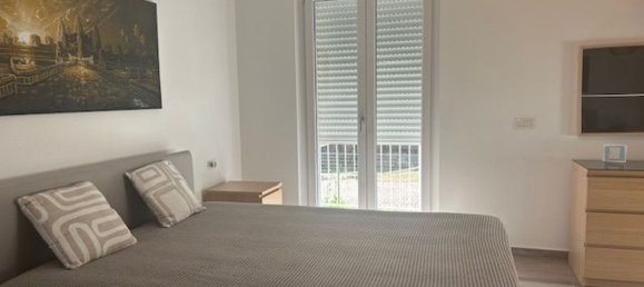 3 Schlafzimmer Wohnung in Lavena Ponte Tresa, Italy, Nr. 329690 14