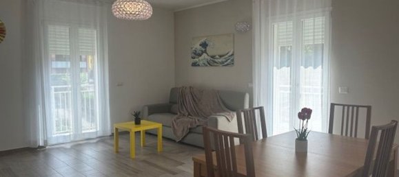 3 Schlafzimmer Wohnung in Lavena Ponte Tresa, Italy, Nr. 329690 30