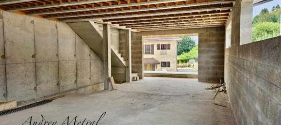 Casa de 2 dormitorios en Haute-Savoie, France No. 302751 2