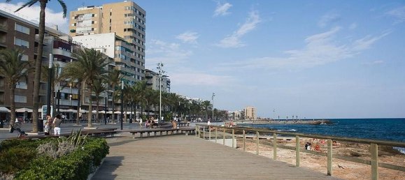 Apartamento de 2 dormitorios en Torrevieja, Spain No. 103056 10