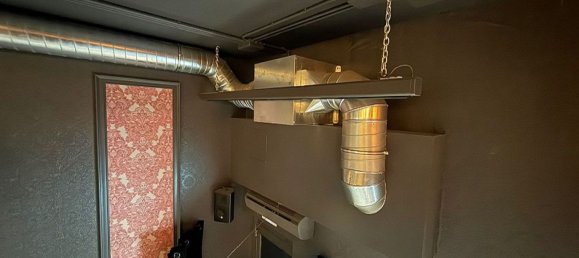 Gewerbliche Immobilie in Valladolid, Spain 140m², Nr. 70315 10