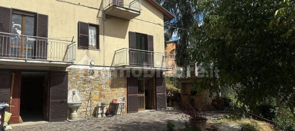 3 bedrooms Villa in Città della Pieve, Italy No. 267193 2