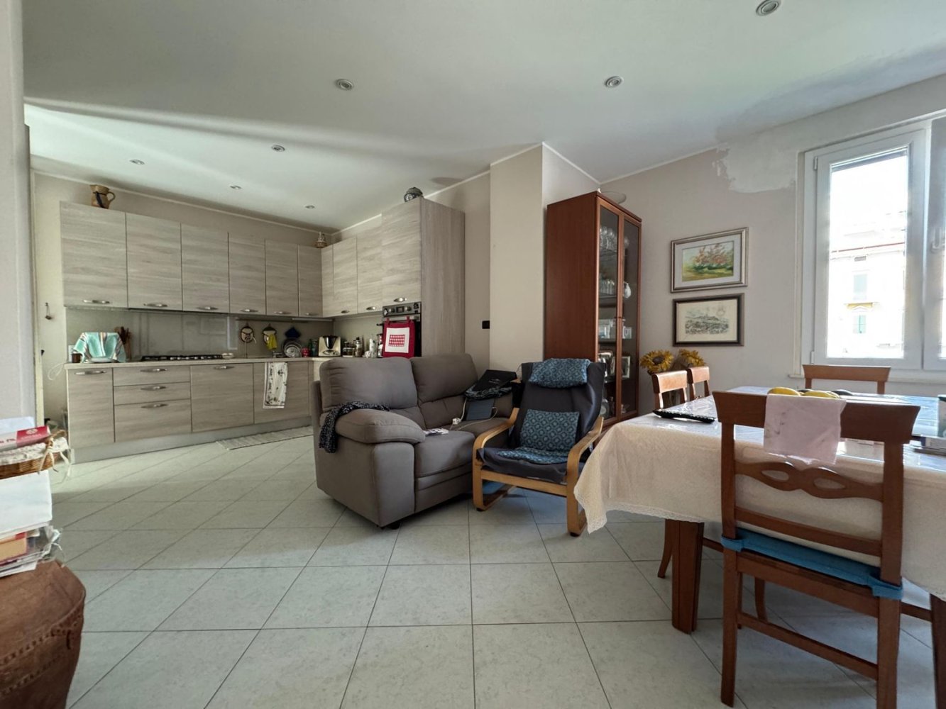 5-Zimmer Wohnung in Pescara, Italy, Nr. 25035