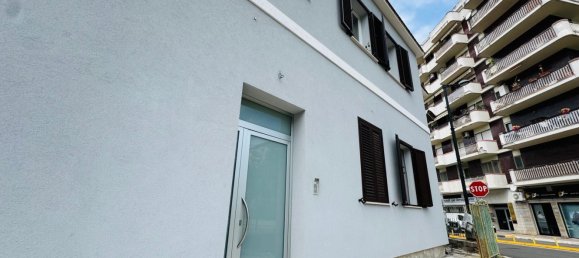 5-Zimmer Wohnung in Pescara, Italy, Nr. 25035 24