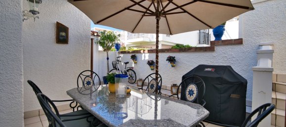3 bedrooms Townhouse in Estepona, Spain No. 49768 11
