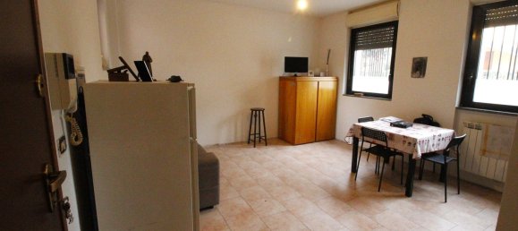Studio in Legnano, Italy, Nr. 287729 5