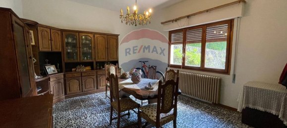 8غرفة فيلا في Bagni di Lucca, Italy رقم 48511 19