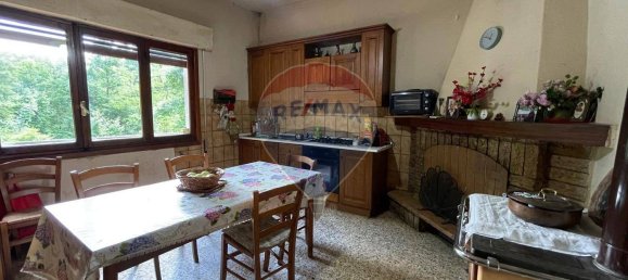 8غرفة فيلا في Bagni di Lucca, Italy رقم 48511 35