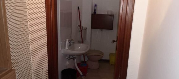 43m² Commercial property in Palermo, Italy No. 347517 11