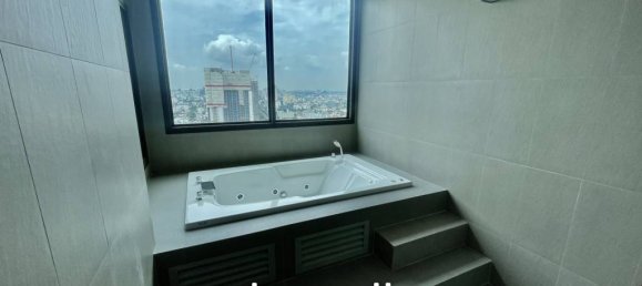 2 bedrooms Penthouse in Bangkok, Thailand No. 14656 4
