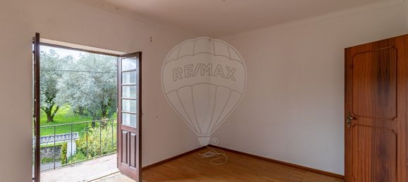 3 bedrooms House in Cernache, Portugal No. 18677 2