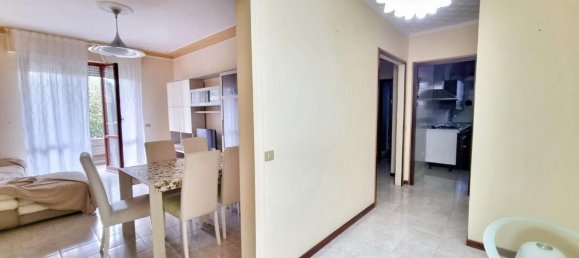 Apartamento de 4 habitaciónes en Massa, Italy No. 119518 4