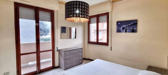 Apartamento de 4 habitaciónes en Massa, Italy No. 119518 7