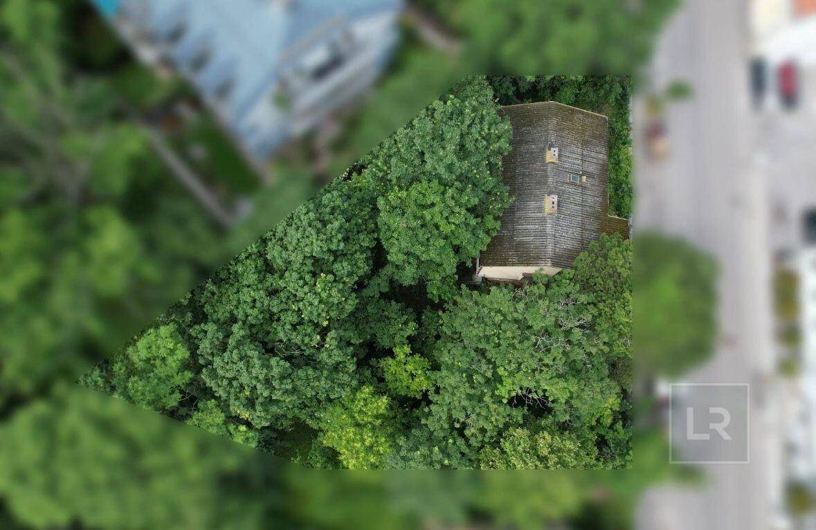 745m² Land in Perchtoldsdorf, Austria No. 118601